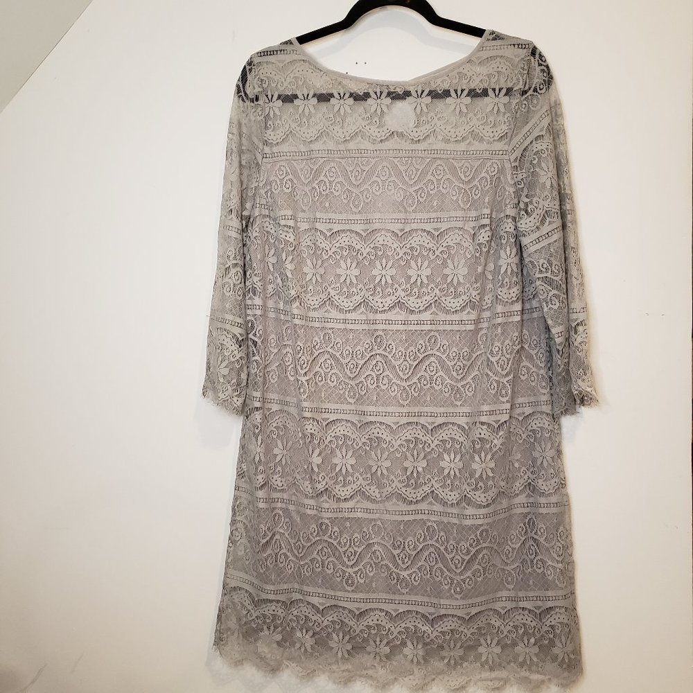 Lace overlay shift 3/4 sleeve mini dress